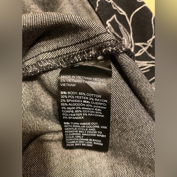 White House black market Jean dress - Picture 6 of 6